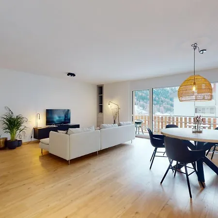 Sublime Modern Family Of 2 Bedrooms